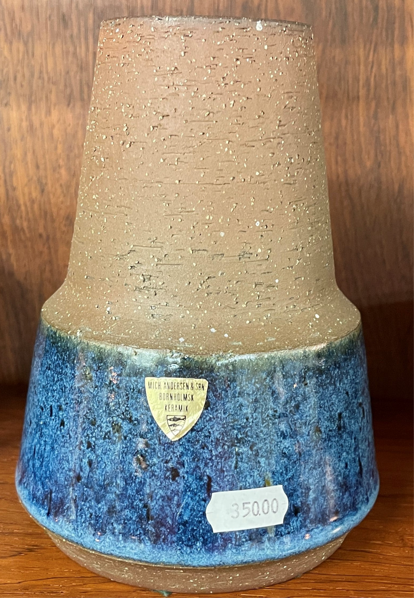 Lille keramik vase blå glasur og natursten look