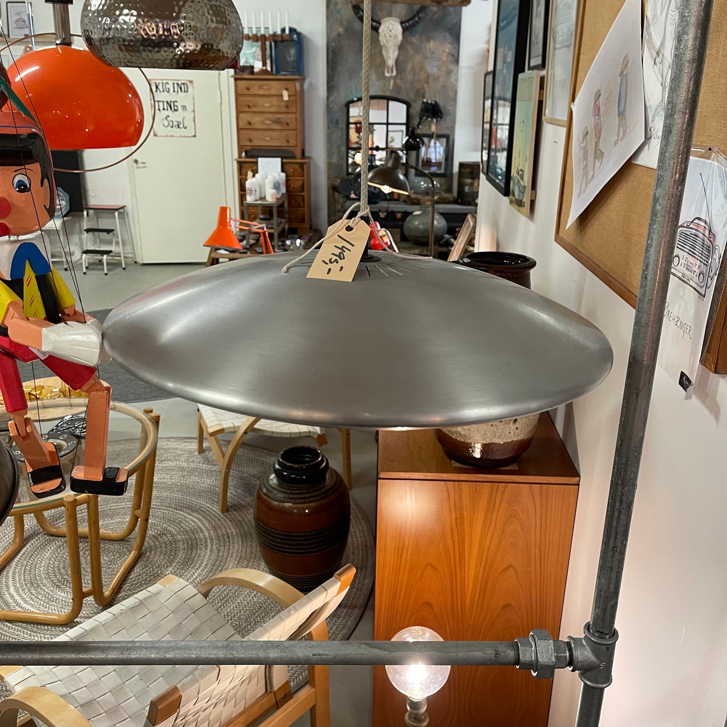 Fed UFO lampe i metal