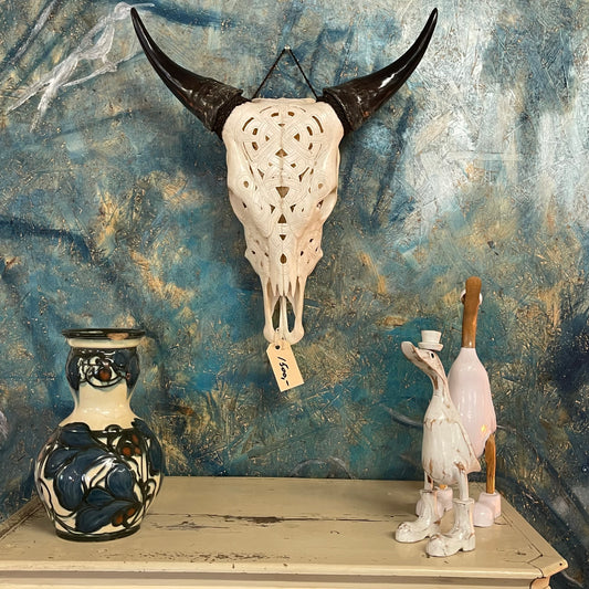 Bull håndskåret kranie, den ægte (B63x H79)