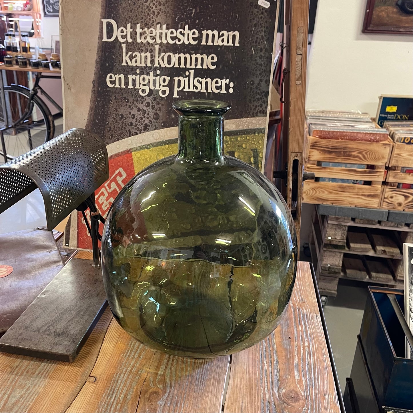 Grøn glasvase (bowle) til gulv eller bord