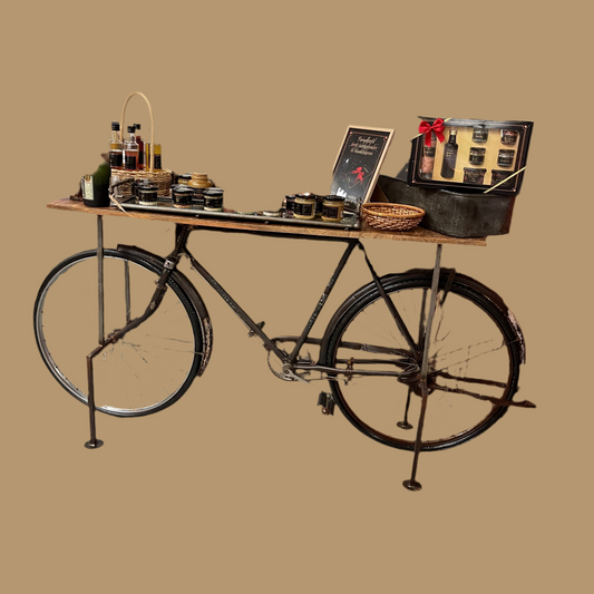 Barbord / Serveringsbord med cykelstel