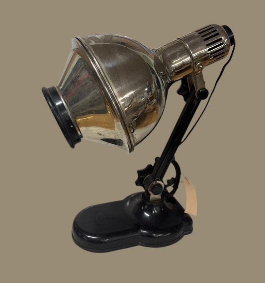 Rå bordlampe i metal