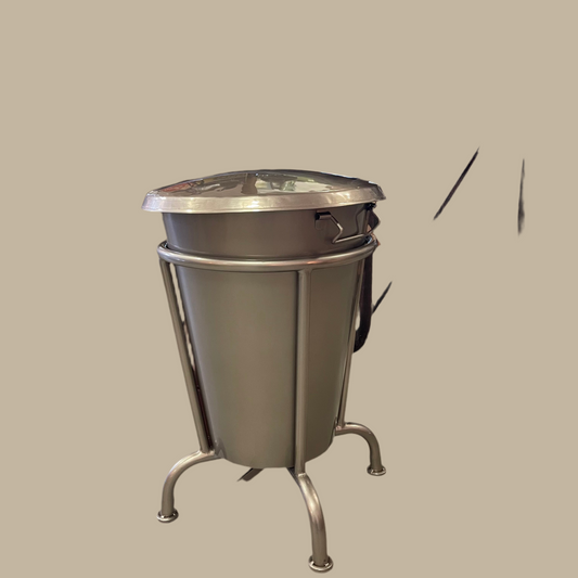 Unik affaldsspand eller vasketøjskurven i rustfri industri look