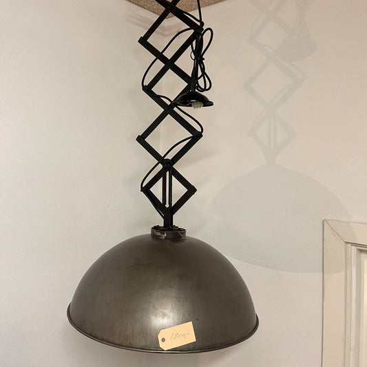 Industriel loftslampe med teleskoptræk